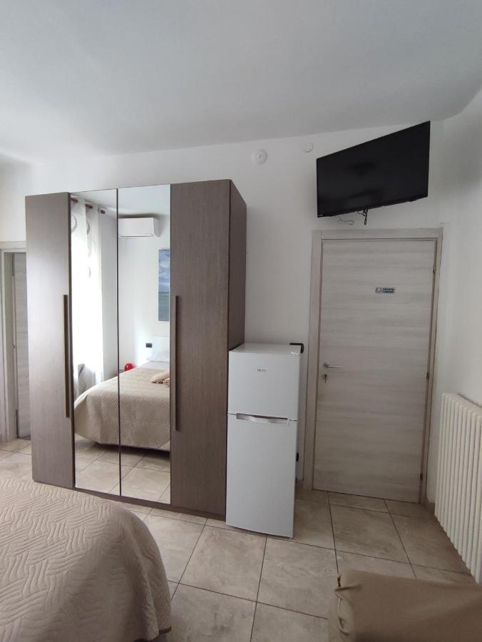 Easy Stay Verona Rooms Екстериор снимка